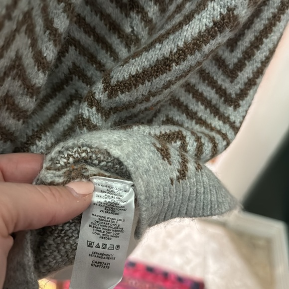 Ann Taylor oversized Chevron cardigan - Picture 6 of 6